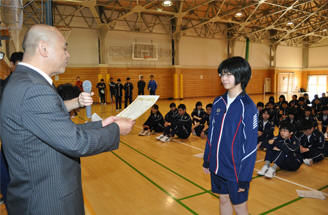 総合優勝は１組でした。結果はどうあれ，各クラスとも楽しく盛り上がっていたようです。